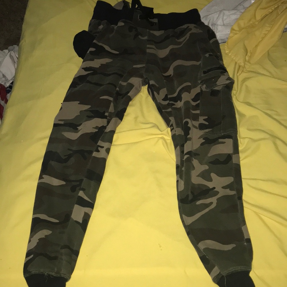 camp joggers